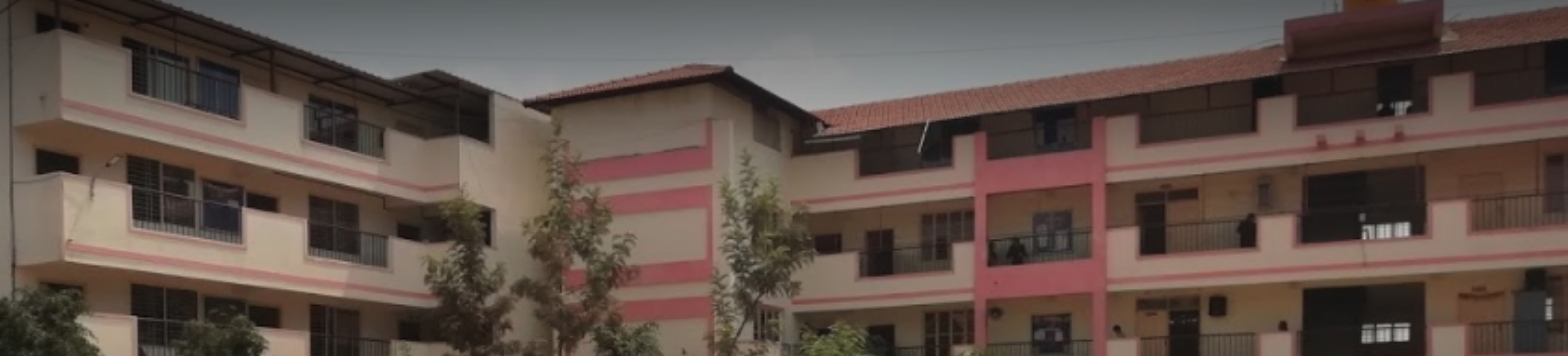 The Paradise PU College banner