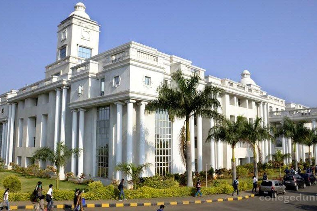 Global College of Nursing gallery image 3